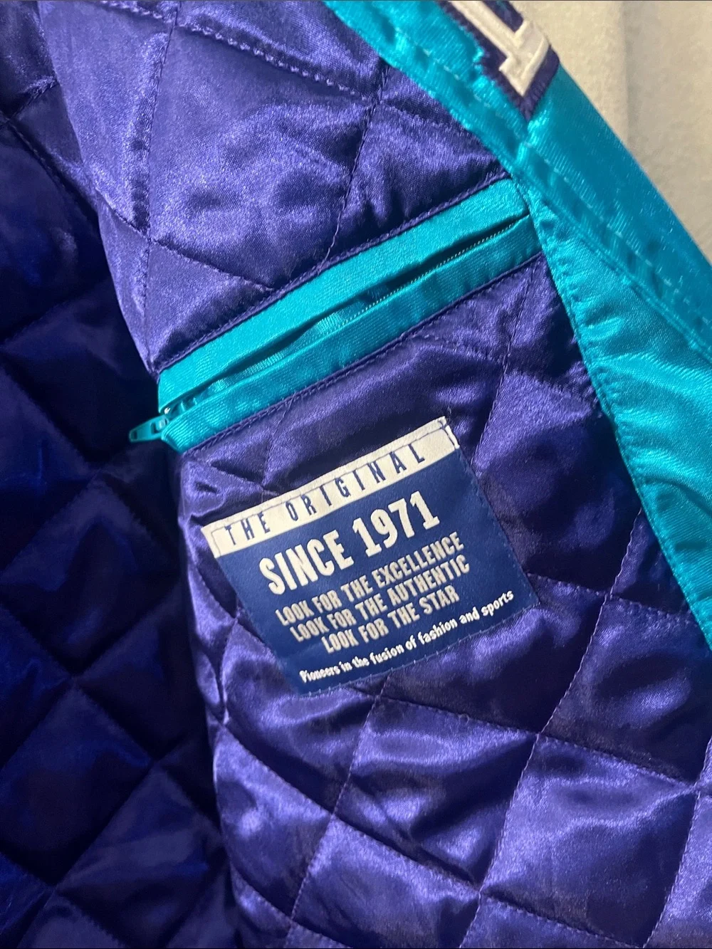 STARTER Vintage Charlotte Hornets Teal Satin Bomber Jacket with Stripe Trim